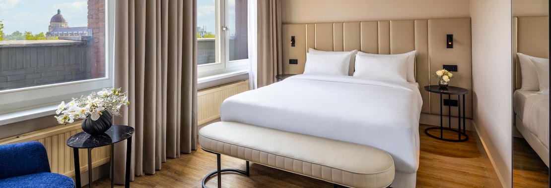 HOTEL NH AMSTERDAM LEIDSEPLEIN HOTEL NH AMSTERDAM LEIDSEPLEIN